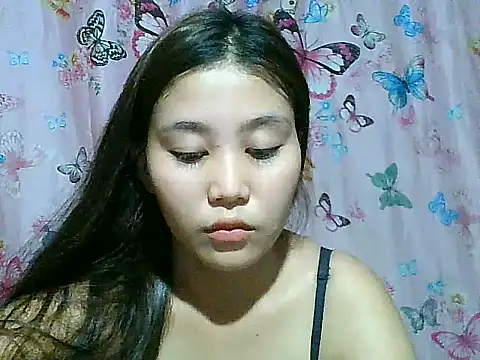 SexyAsianPussy4u online show from June 24, 4:33 am