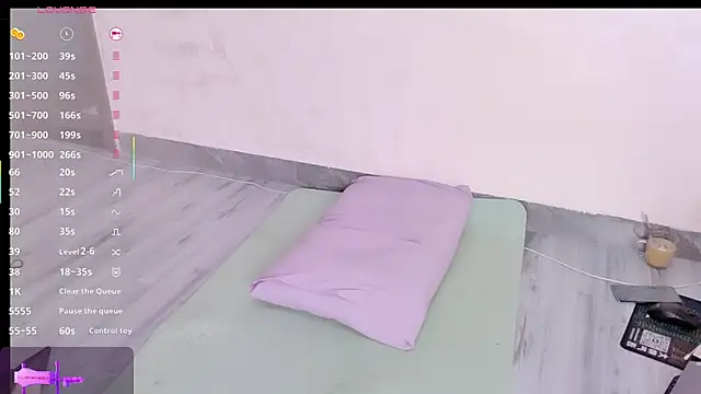 Solsken  online show from September 18, 8:24 am