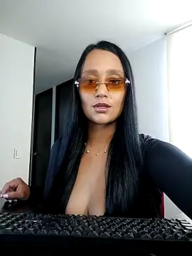 Esmeralda333 online show from March 26, 3:58 pm