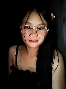 Snapshot of saronla_03 chatting on October 5, 5:07 pm saronla 03 online show from October 5, 5:07 pm