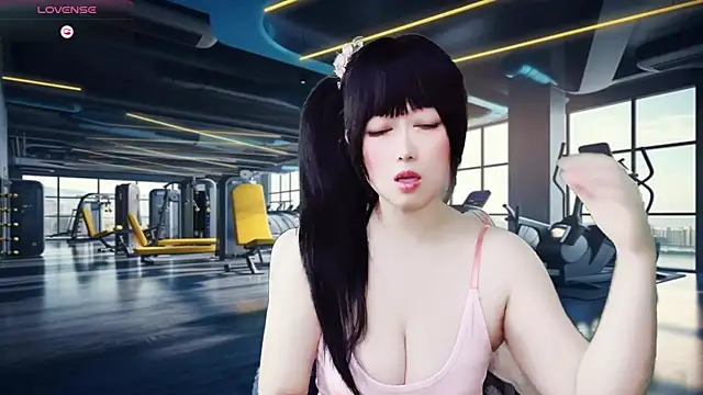 LuckyCute-Tutu online show from April 9, 2:11 pm