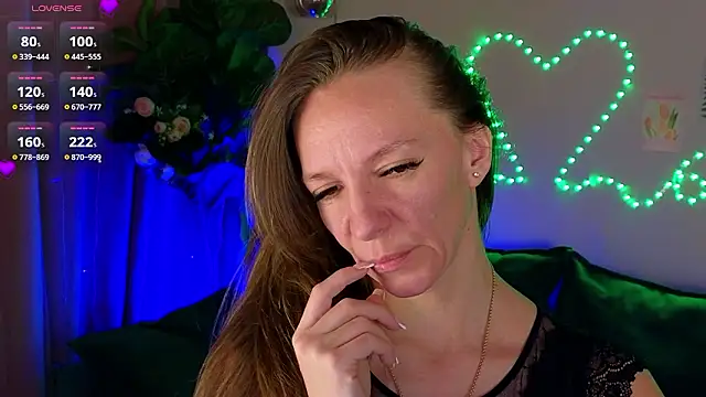 Jesica mooon online show from February 7, 1:53 am