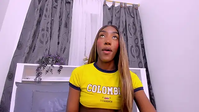 Mistt Mia online show from January 5, 6:44 pm