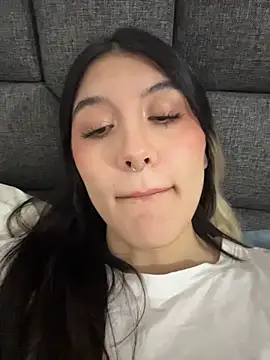 Sweetlolita online show from December 19, 11:19 pm