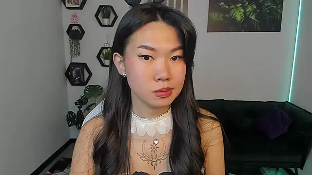 LunaPurrr online show from October 17, 3:54 am