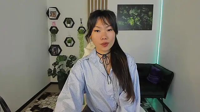 LunaPurrr online show from September 28, 11:21 pm