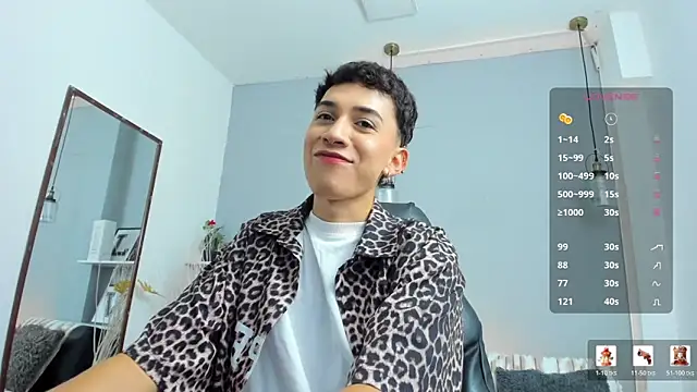 KristallSwan online show from January 16, 12:45 pm