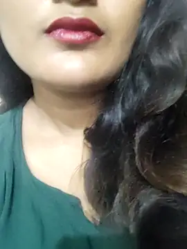 Cute pinkii online show from February 5, 7:50 pm