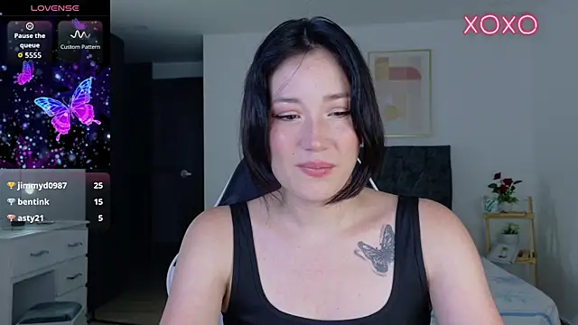 Eliih 01 online show from November 18, 2:45 am