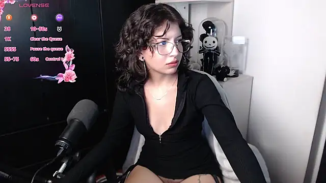 BiiHoney online show from July 31, 1:50 am