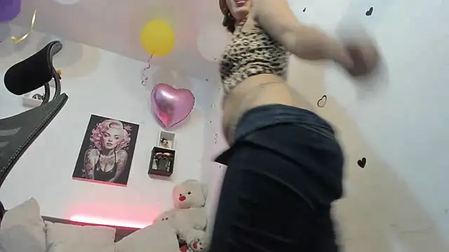 anastasia tuya online show from April 3, 1:36 am