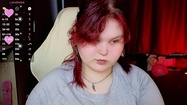 fillisfox  online show from April 9, 4:12 pm