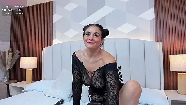 Mommy Naughty online show from September 17, 11:30 am