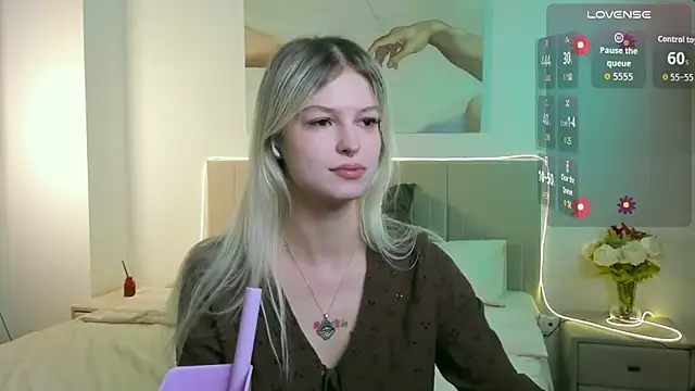 Lisa Blossom online show from September 17, 6:11 am