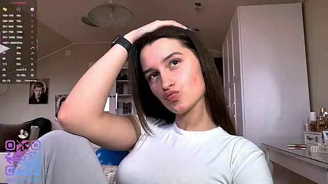 DarlineBrustera online show from March 19, 2:21 pm