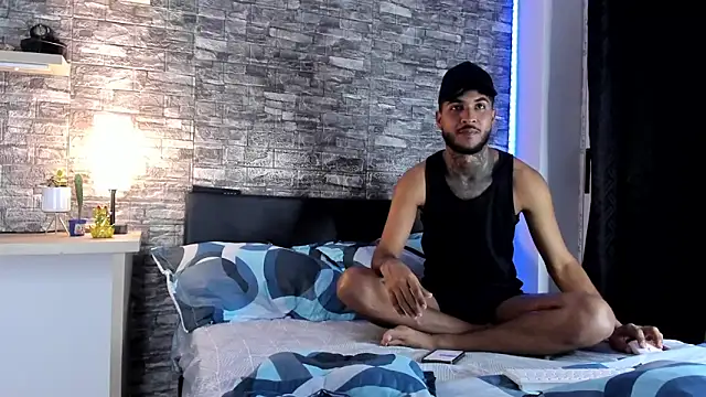 Theimperialboys  online show from December 15, 10:48 pm