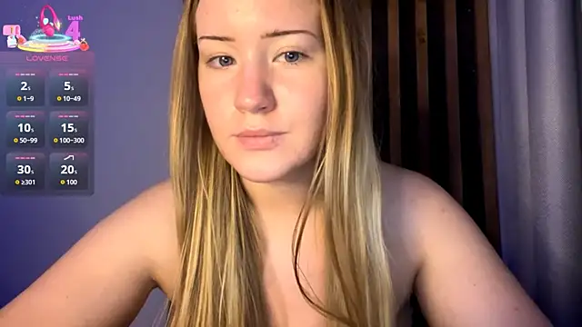 PandaFluff online show from November 19, 6:08 pm