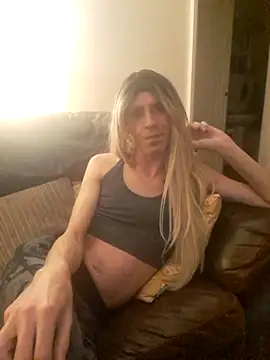 LAXdesires online show from November 8, 7:30 pm