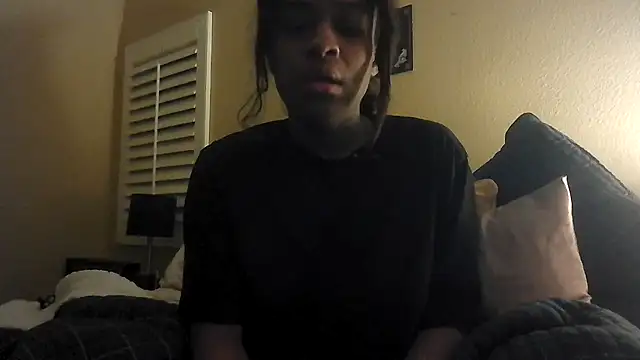 Marlowlovee online show from July 10, 8:48 am