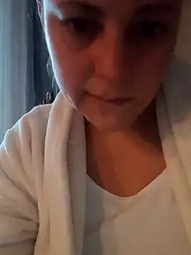 Snapshot of Cassandrina1 chatting on September 28, 5:58 am Cassandrina1 online show from September 28, 5:58 am