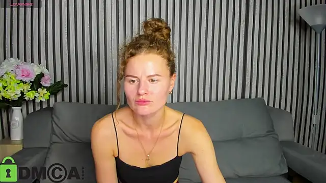 Wanda Gomez online show from September 8, 2:16 pm