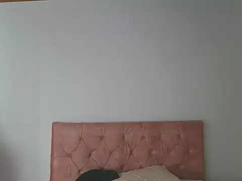 Crystal Star  online show from October 13, 3:47 pm