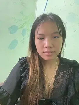 Snapshot of QueenLink chatting on October 4, 1:44 am QueenLink online show from October 4, 1:44 am