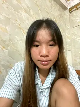 Snapshot of QueenLink chatting on September 16, 5:10 pm QueenLink online show from September 16, 5:10 pm