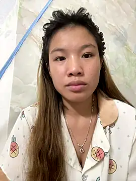 Snapshot of QueenLink chatting on September 12, 5:20 pm QueenLink online show from September 12, 5:20 pm