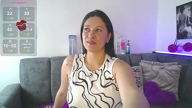 Alana steel 1 online show from March 6, 8:15 pm