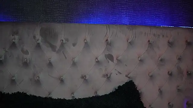 Snapshot of GiuliaSya chatting on September 20, 8:07 pm GiuliaSya online show from September 20, 8:07 pm