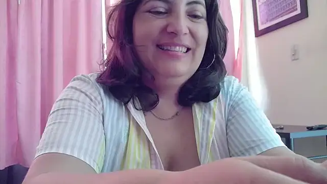 lina maria99 online show from April 19, 1:11 pm