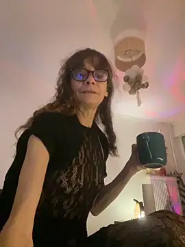 Chris06d22xh online show from November 29, 8:46 pm