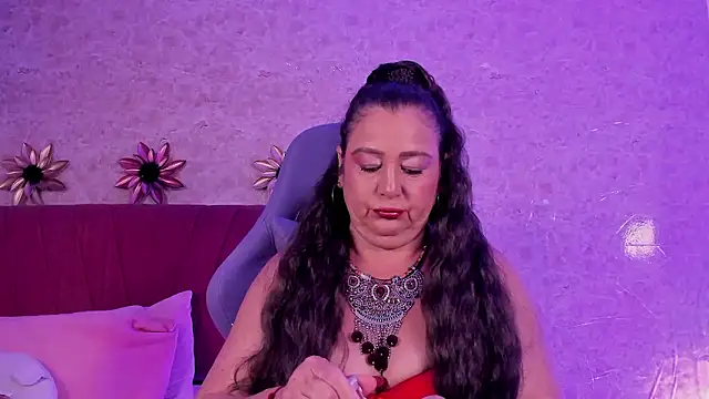 PalomaLombardi online show from January 12, 8:36 pm