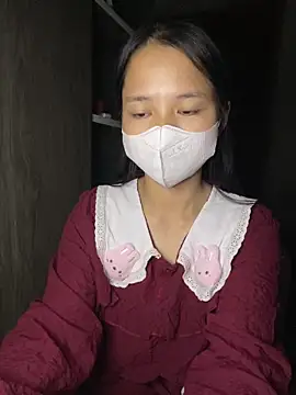 Hana-44 online show from November 3, 6:12 pm