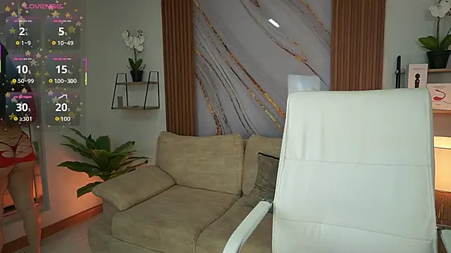 MilaCrave online show from October 3, 12:10 pm