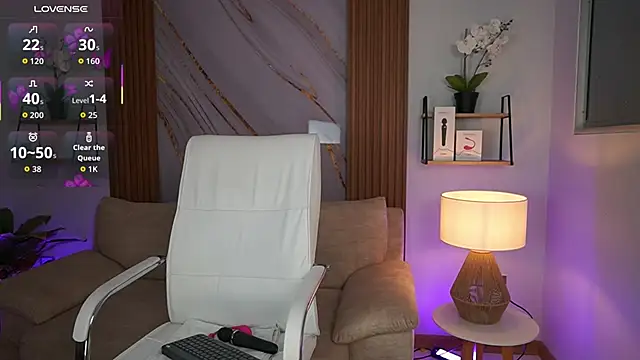 MilaCrave online show from October 10, 11:59 am