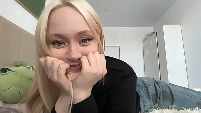 HeyMonkey  online show from April 11, 11:58 am