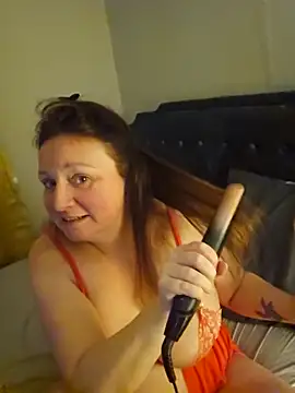 Naughtiness-but-Nice online show from February 11, 10:00 pm