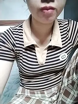 Mie rose online show from February 16, 1:33 pm