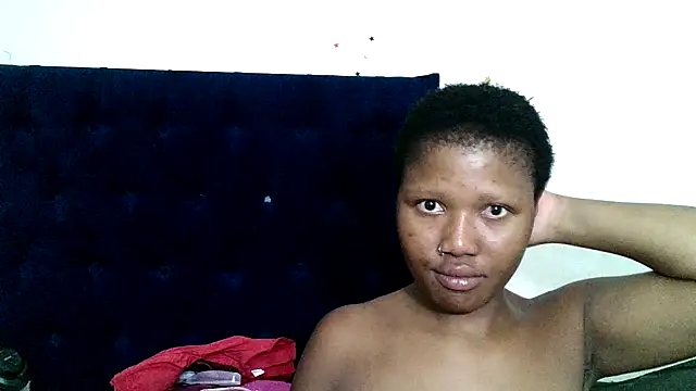 BUNNYCHOWX28 online show from January 11, 6:24 pm