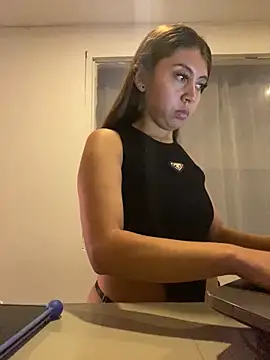 Sara-cooper2 online show from December 14, 8:03 pm