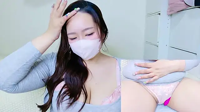 manami Hcup online show from May 25, 4:28 pm