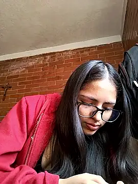 Goddesscut333 online show from January 16, 6:37 pm