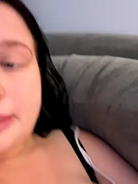 brunetteGirl274 online show from October 5, 9:20 pm