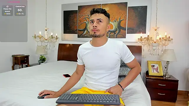 Valentiinoss online show from January 13, 8:35 pm