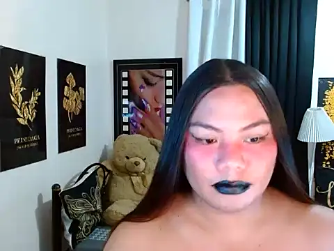 TSbrianaHugeCock online show from March 23, 3:29 pm