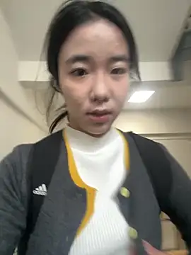 luluya1314 online show from November 13, 2:21 am