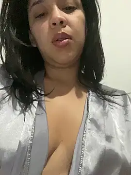Snapshot of Esmeraldagh_ chatting on September 25, 10:58 am Esmeraldagh online show from September 25, 10:58 am