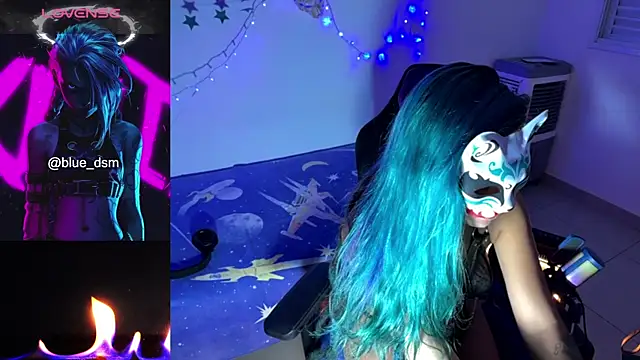 bluesubmissive online show from July 18, 7:11 am